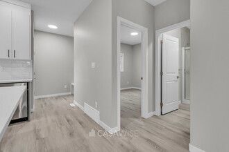 6226 Hampton Gray Ave in Edmonton, AB - Building Photo - Building Photo