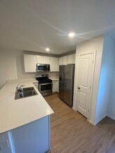 1411 Las Cuevas Dr in Conroe, TX - Building Photo - Building Photo