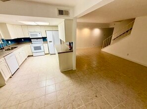 5005 Georgi Ln in Houston, TX - Building Photo - Building Photo