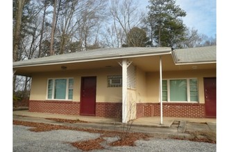 2162 Joe Frank Harris Pky in Cartersville, GA - Building Photo - Building Photo