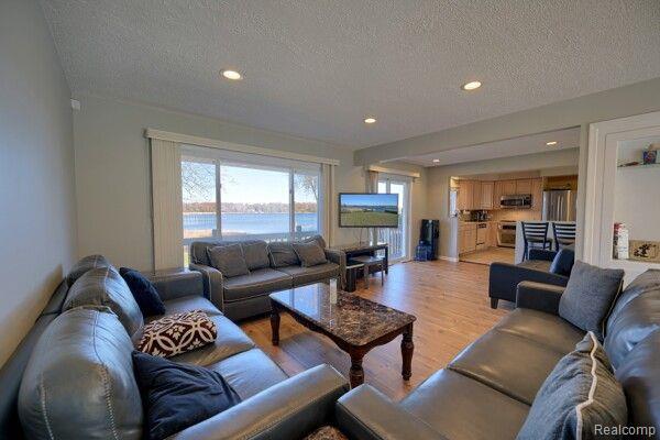 3340 Windcroft St in Waterford Township, MI - Building Photo - Building Photo