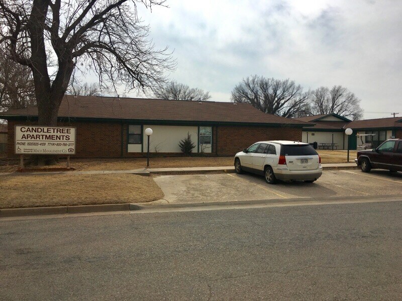 Candletree Apartments in Kiowa, KS - Building Photo