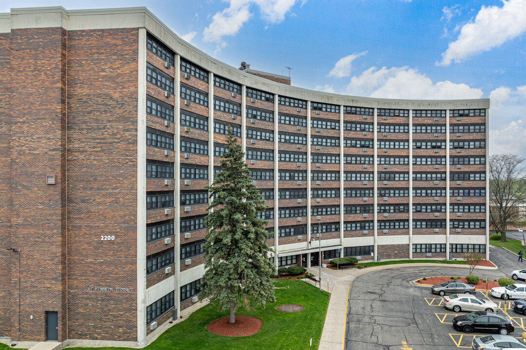 John F. Kennedy Terrace in Joliet, IL - Building Photo