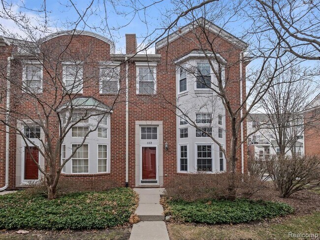 property at 153 N Georgetown Sq
