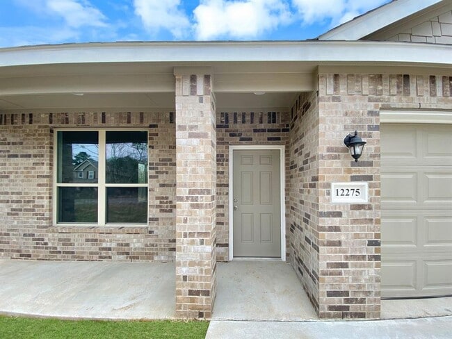 12275 Lake Conroe Hills Dr in Willis, TX - Building Photo - Building Photo