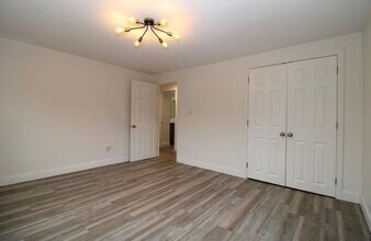 46 Atwood Rd, Unit 46 in Pelham, NH - Foto de edificio - Building Photo