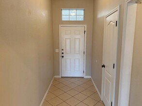 5037 Cy Young Dr in Wichita Falls, TX - Foto de edificio - Building Photo