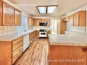 6644 N Wheeler Ave in Fresno, CA - Building Photo - Building Photo