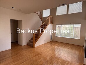 19366 Acclaim Dr in Salinas, CA - Building Photo - Building Photo