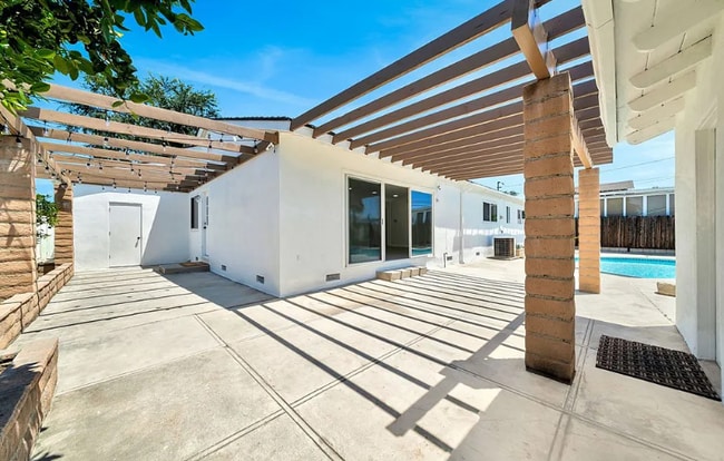 1410 Central Ave in Fullerton, CA - Building Photo - Building Photo