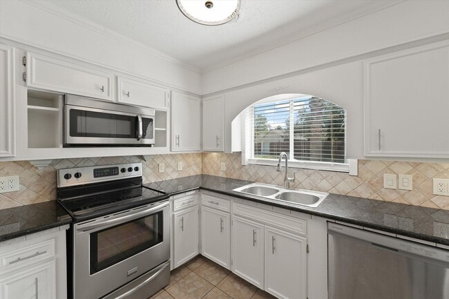 4414 Gardendale Dr in Houston, TX - Foto de edificio - Building Photo