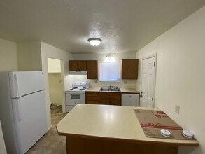 377 N Wood Cir in Cedar City, UT - Building Photo - Building Photo