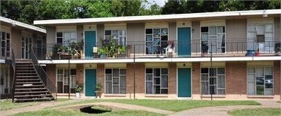 8445 Winkler Dr in Houston, TX - Building Photo - Building Photo