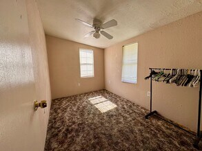 2614 Medulla Rd in Plant City, FL - Building Photo - Building Photo