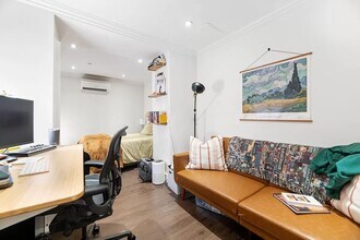 45 Orchard St, Unit G in New York, NY - Building Photo - Building Photo