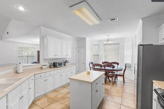 394 Bainbridge Dr in Aiken, SC - Building Photo - Building Photo