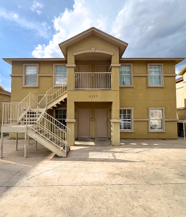 3110 Potomac Loop in Laredo, TX - Building Photo