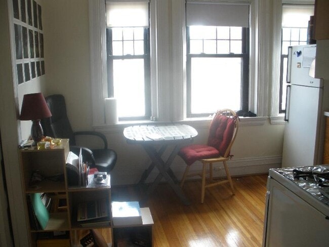 property at 533 Newbury St