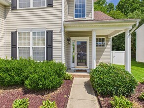 405 Queensbury Ln in Williamsburg, VA - Building Photo - Building Photo