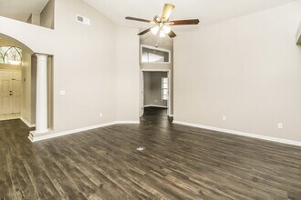 1045 Piedmont Oaks Dr in Apopka, FL - Building Photo - Building Photo
