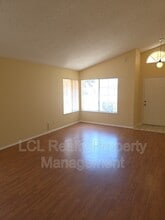 25673 Hillman Ct in Menifee, CA - Building Photo - Building Photo