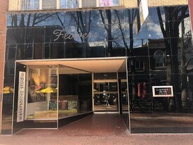 416 E Main St in Charlottesville, VA - Building Photo