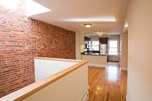 12 Parker Hill Ave, Unit 3 in Boston, MA - Building Photo