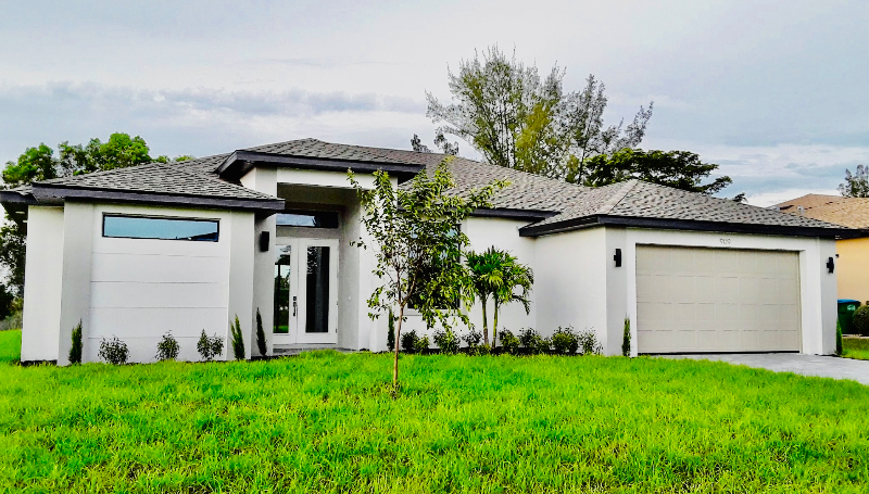 1228 NW 26th Pl in Cape Coral, FL - Building Photo