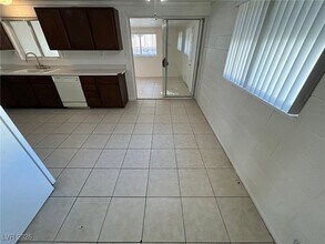 1937 Capistrano Ave in Las Vegas, NV - Building Photo - Building Photo