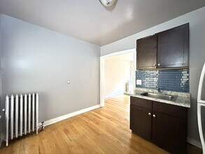 4031 W Melrose St in Chicago, IL - Building Photo - Building Photo