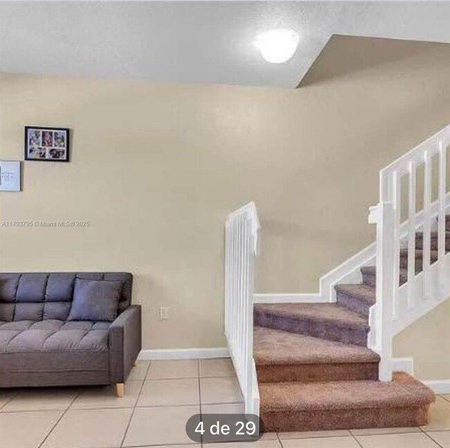 9153 SW 227th St in Cutler Bay, FL - Building Photo - Building Photo