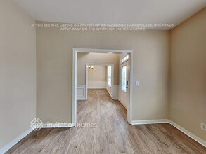 6884 Breeze Dr in Stone Mountain, GA - Building Photo - Building Photo