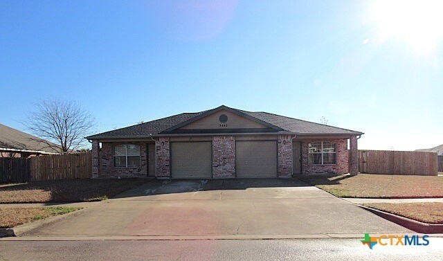 property at 5402 Lauren Lea Dr