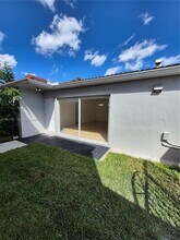 16955 SW 142nd Pl in Miami, FL - Building Photo - Building Photo