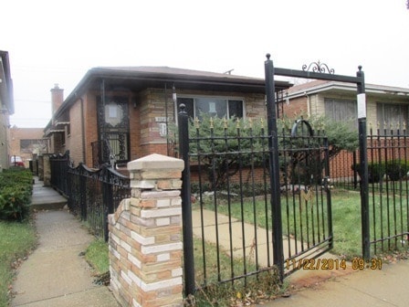 property at 8840 S Halsted St