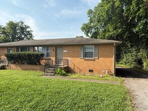 106 Hankins Dr in Lebanon, TN - Building Photo - Building Photo