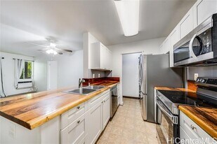 95-668-668 Wikao St in Mililani, HI - Building Photo