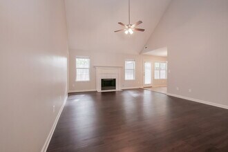 204 Coldsprings Ct in Mcdonough, GA - Building Photo - Building Photo