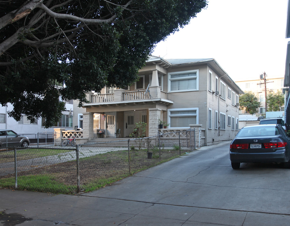 1801 N Normandie Ave in Los Angeles, CA - Building Photo