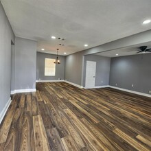 1414 Roper St in Houston, TX - Building Photo - Building Photo