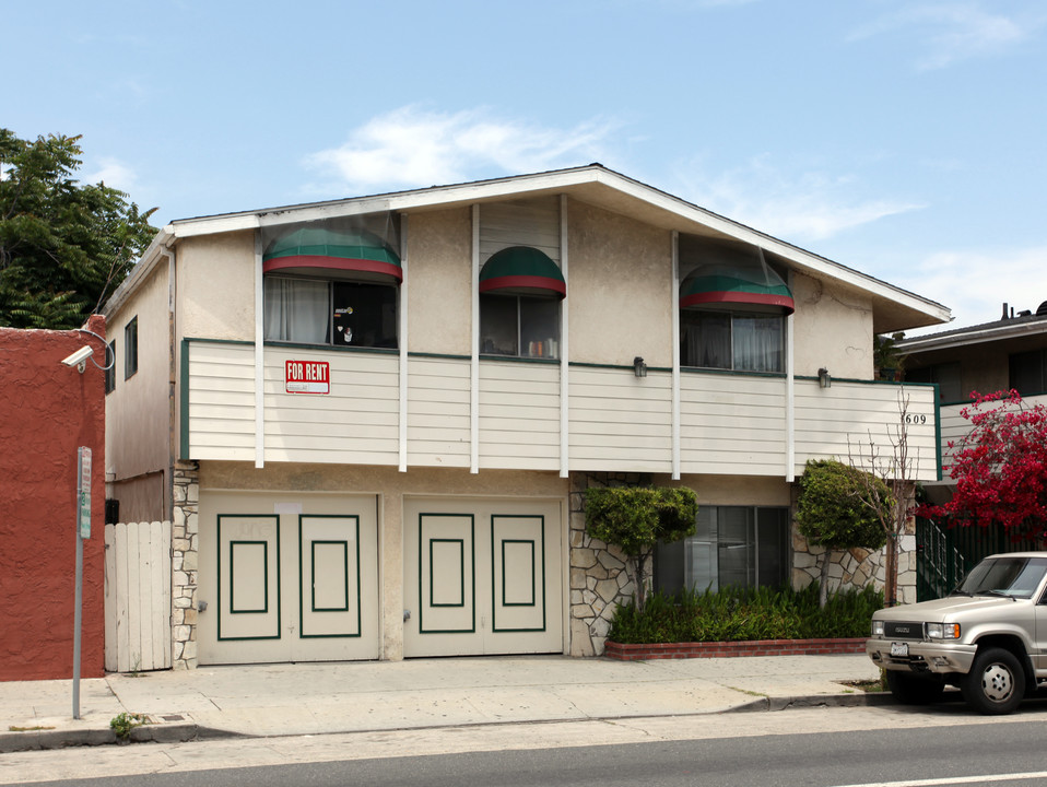 1609 E 4th St in Long Beach, CA - Building Photo