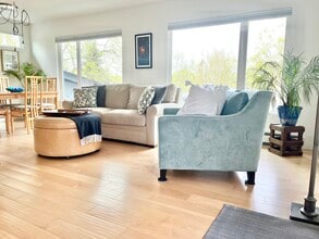 1520 N St, Unit Lagoon Loft in Anchorage, AK - Building Photo - Building Photo