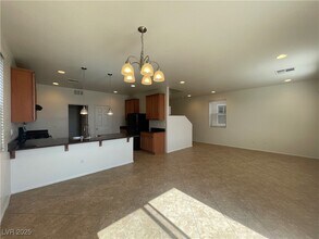 10632 Summerbell St in Las Vegas, NV - Building Photo - Building Photo