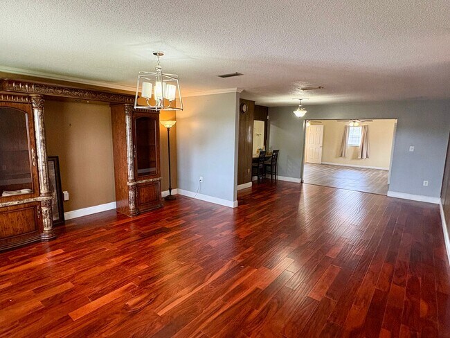 1506 Barcelona Ave in Fort Pierce, FL - Building Photo - Building Photo