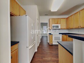5716 Keowee Way in Raleigh, NC - Building Photo - Building Photo