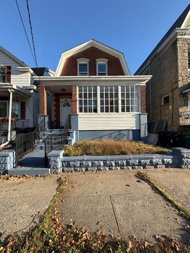 438 Neville St in Perth Amboy, NJ - Building Photo - Building Photo