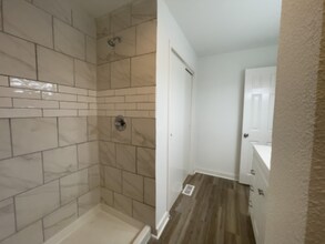 1227 Cleveland St in Greenville, TX - Building Photo - Building Photo