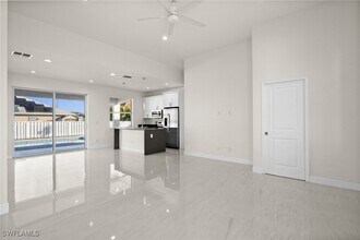 2481 NW 9th St in Cape Coral, FL - Building Photo - Building Photo