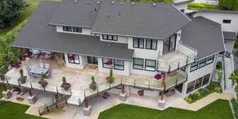 20998 River Rd in Maple Ridge, BC - Building Photo