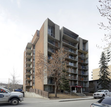 The Pillars in Calgary, AB - Building Photo - Building Photo